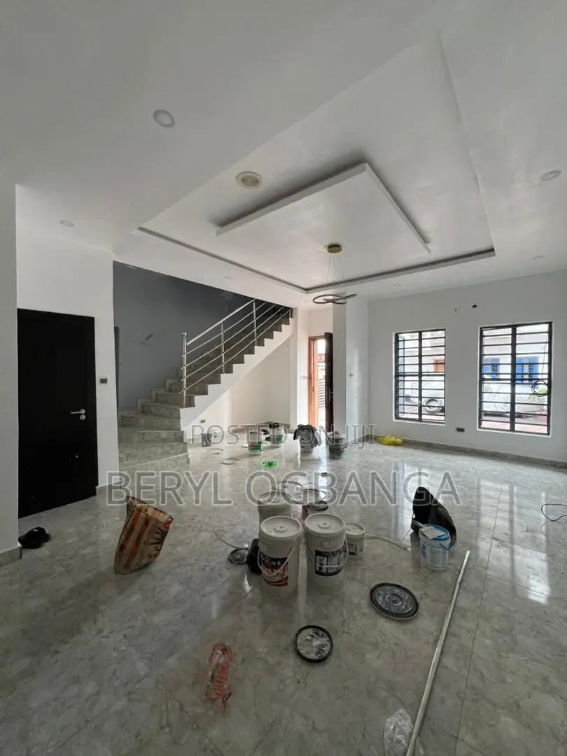 4bdrm Duplex in Lekki Phase 2 for rent in Lekki Phase 2