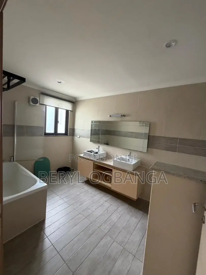 Furnished 3bdrm Apartment in Ikoyi S.W for rent in Ikoyi S.W