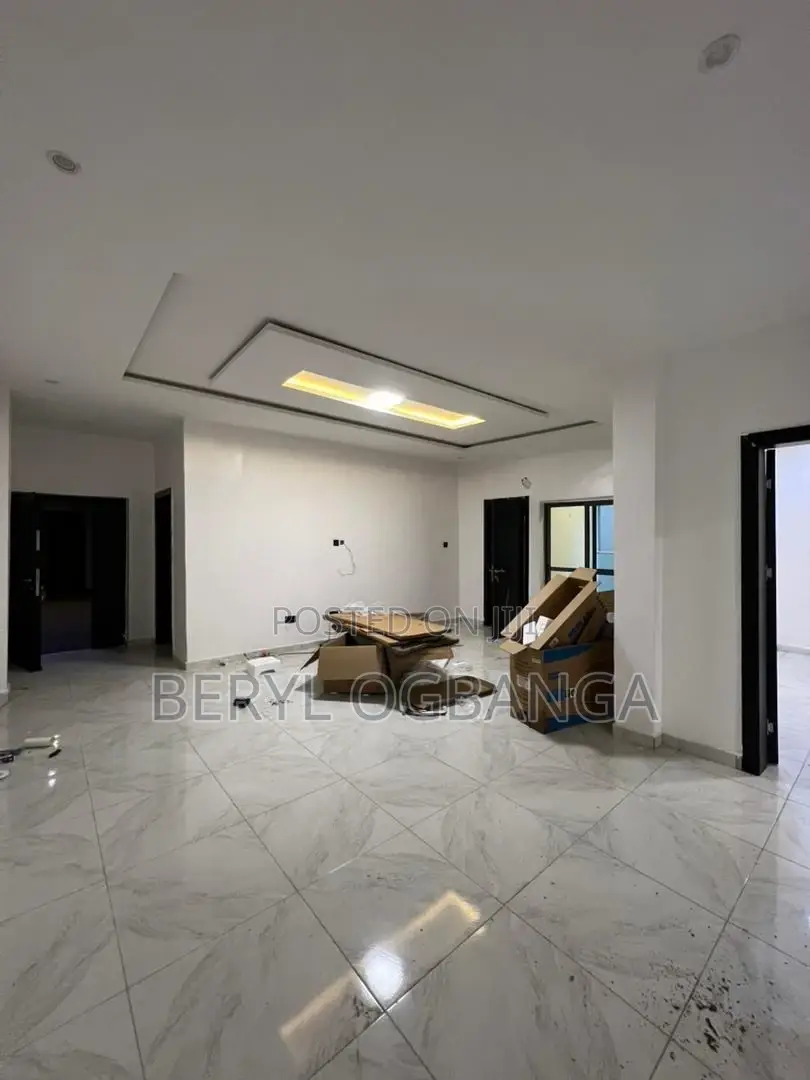 2bdrm Apartment in Lekki Phase 1 for rent in Lekki Phase 1