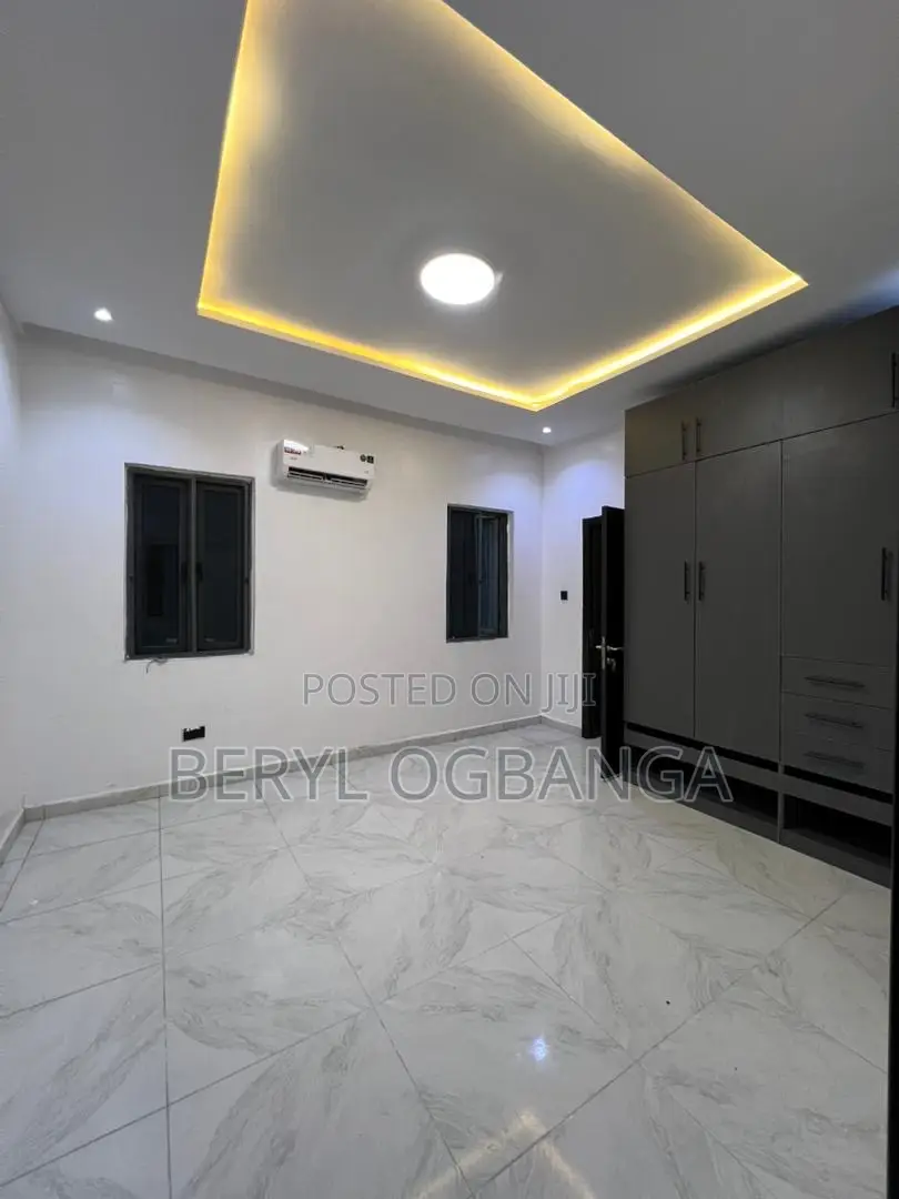 2bdrm Apartment in Lekki Phase 1 for rent in Lekki Phase 1