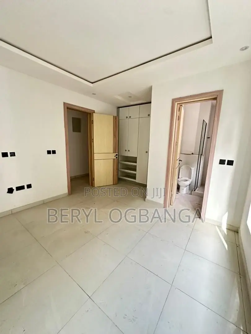 3bdrm Apartment in Lekki Phase 1 for sale in Lekki Phase 1