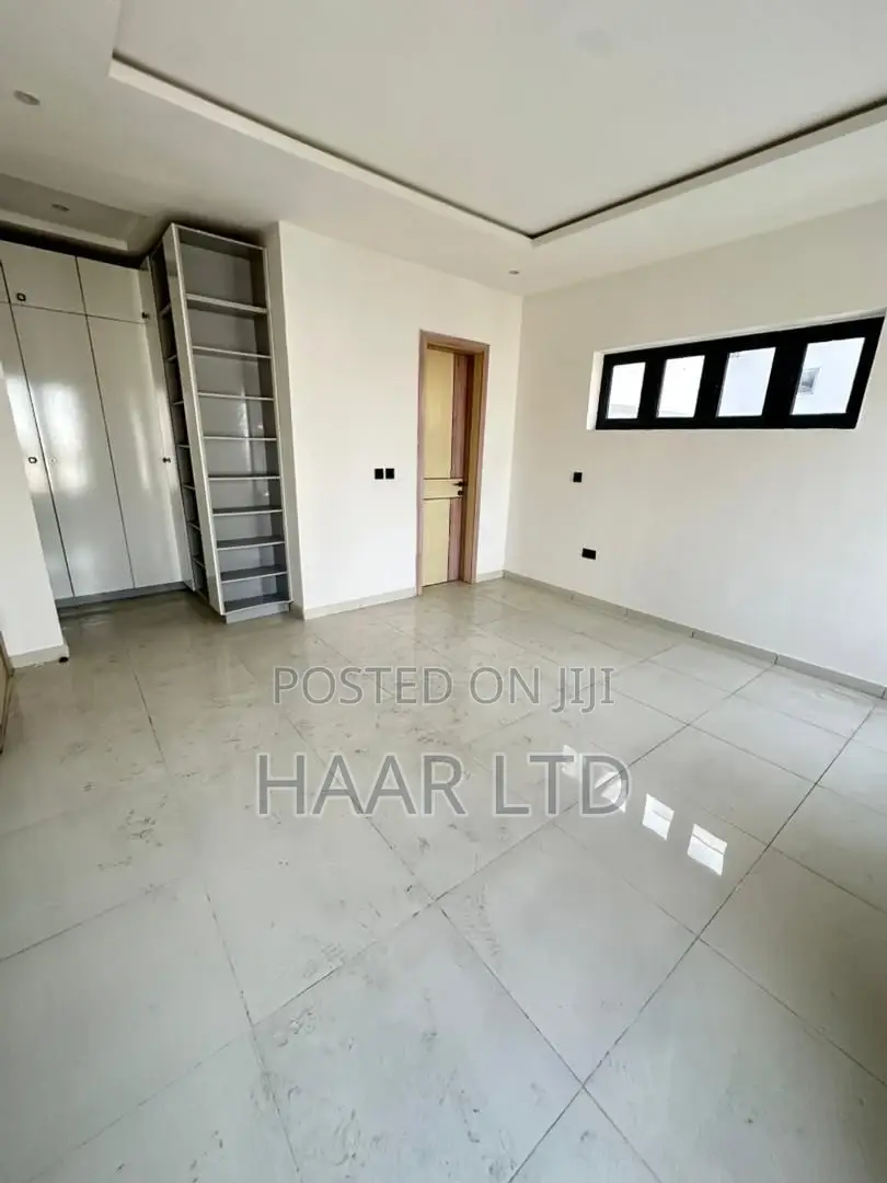 3bdrm Apartment in Lekki Phase 1 for sale in Lekki Phase 1