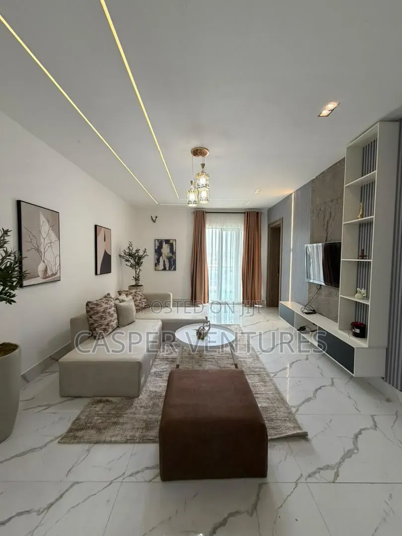 2bdrm Block of Flats in Freedom Way, Lekki Phase 1 for sale in Lekki Phase 1