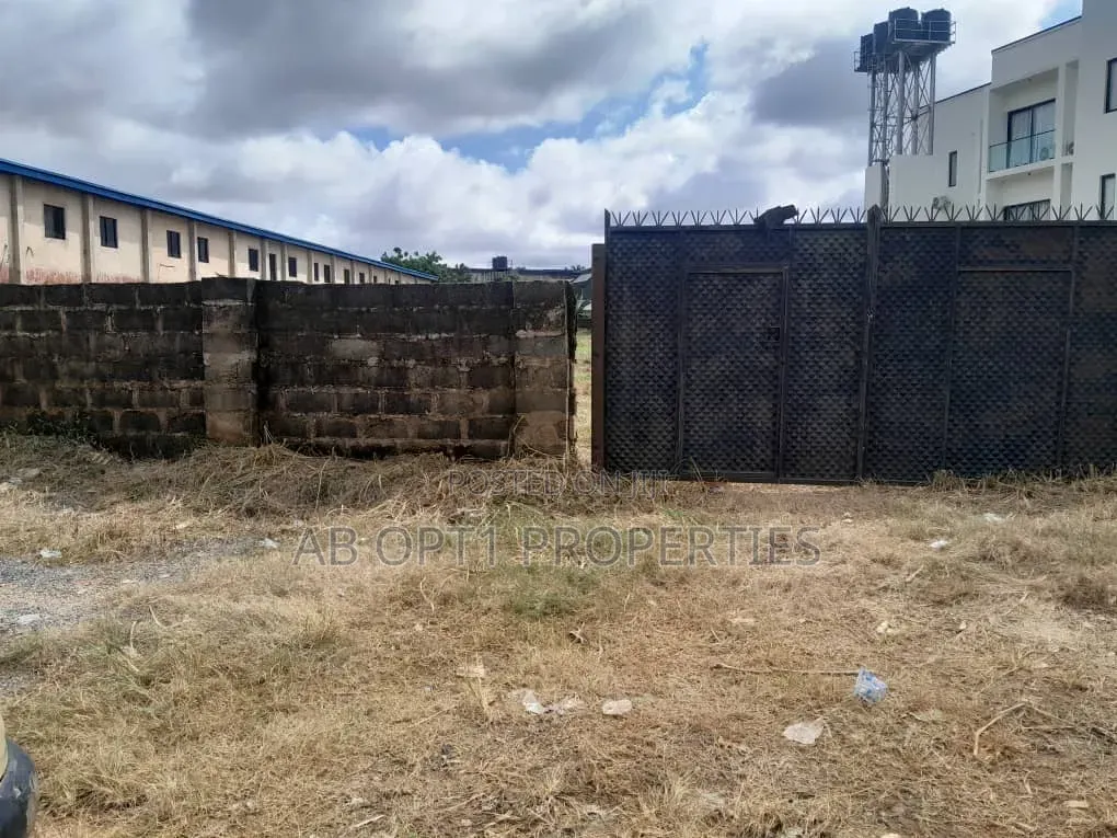 100ft by 275ft Land at Gapiona, Gra for Sale in Benin City