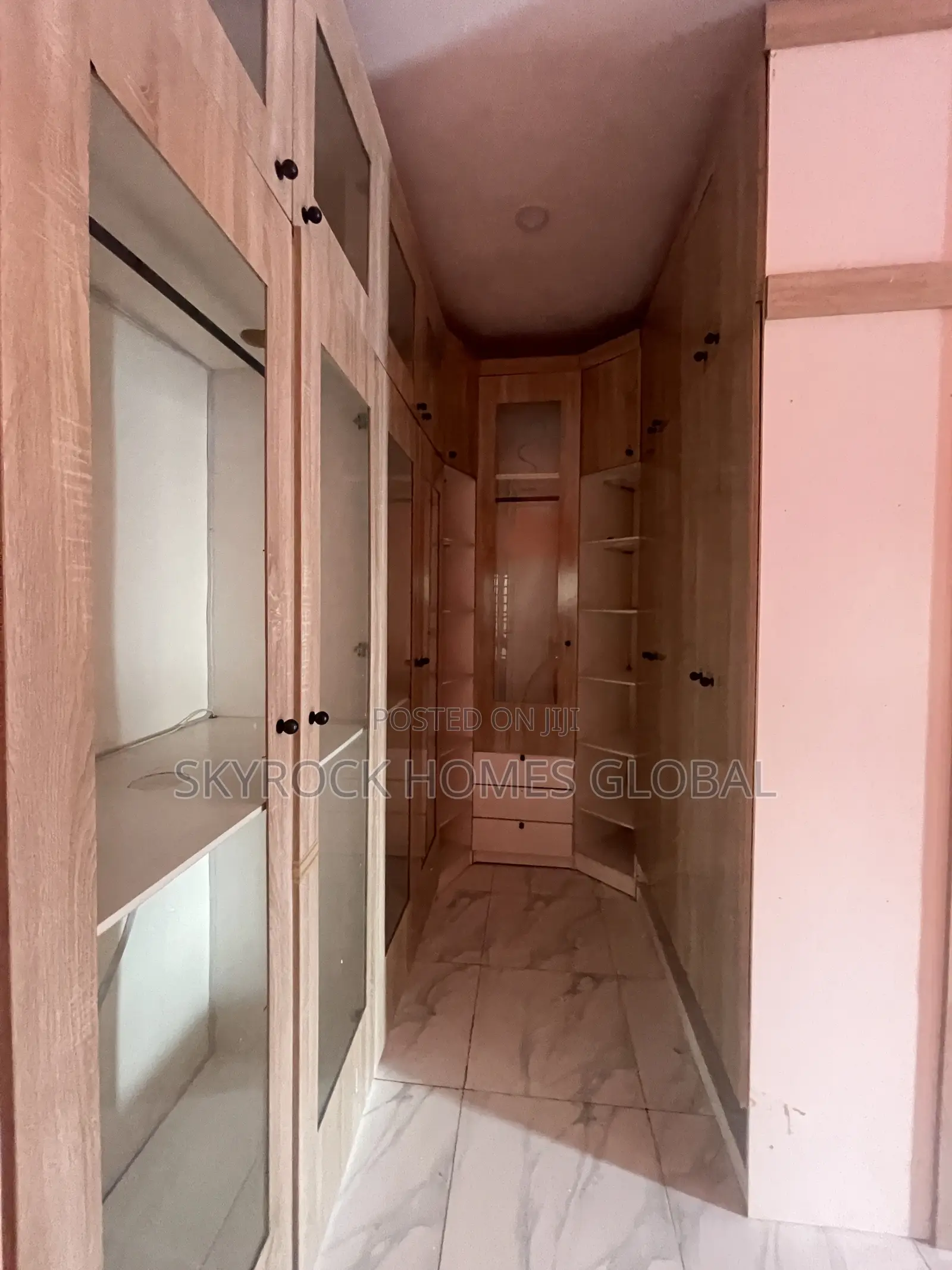 4bdrm Duplex in Lekki Expressway for rent in Lekki Expressway