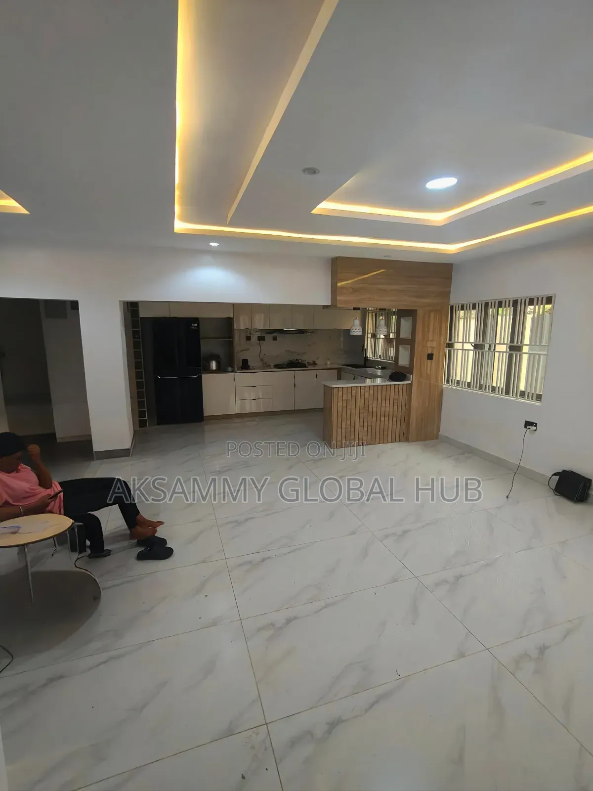 Furnished 13bdrm Duplex in Orogun, Ibadan for sale in Ibadan