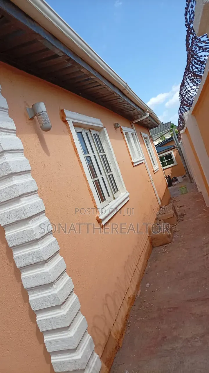 4bdrm Bungalow in Akala Express for sale in Akala Express