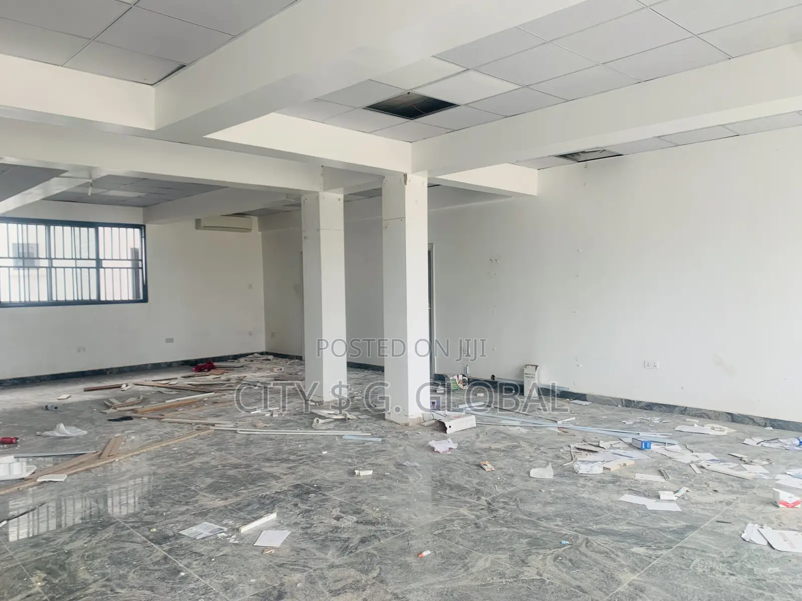 Open Space Shop in Gwarinpa for Rent in Dape