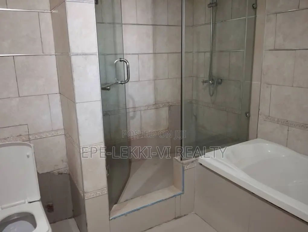 For Sale – Prime Commercial Property in Ikoyi in Ikoyi