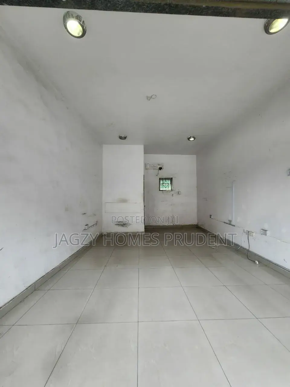  Shop Available for Rent in Ajah in Ado / Ajah