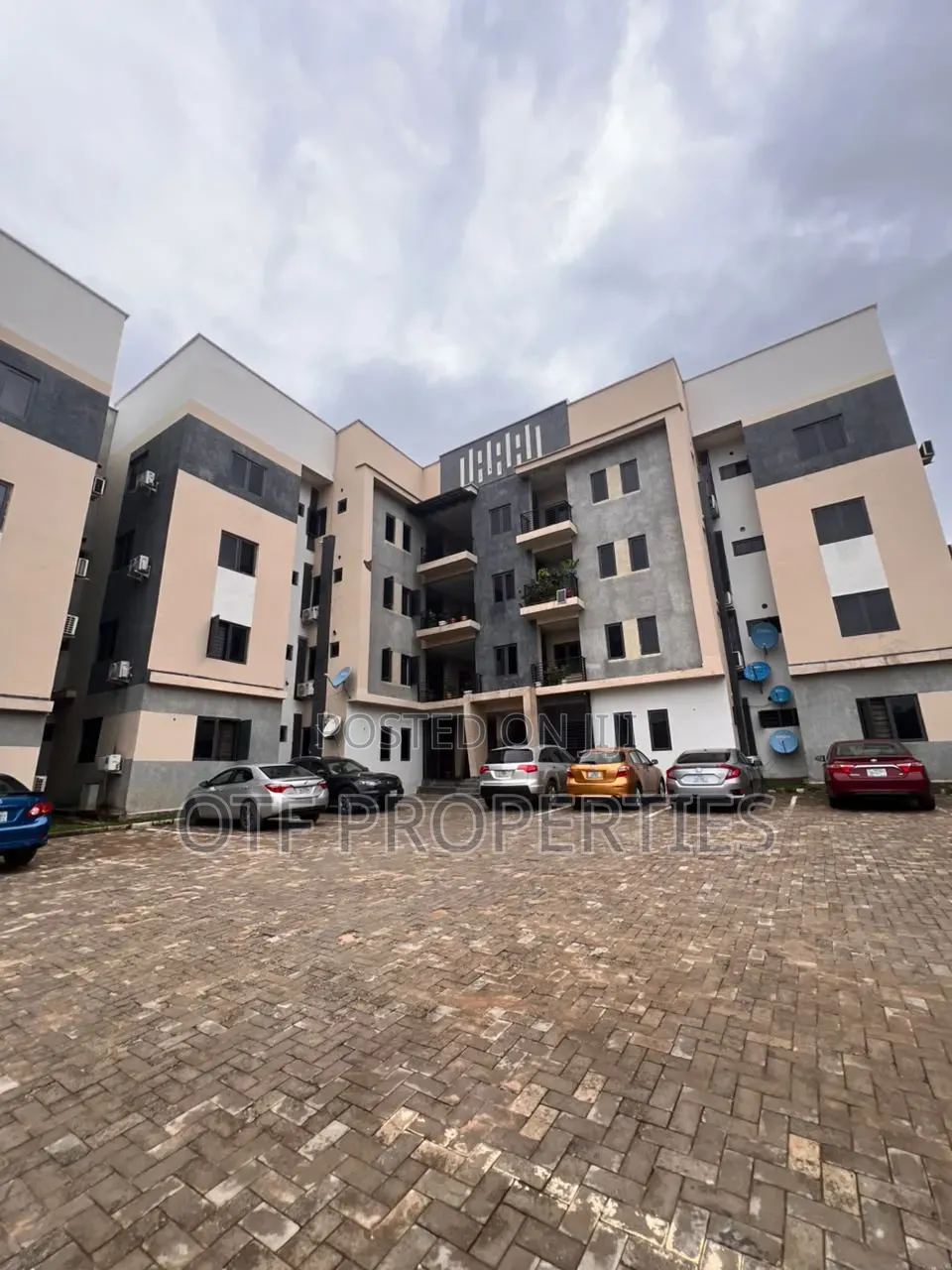 3bdrm Block of Flats in Gilmore, Jahi for sale in Jahi