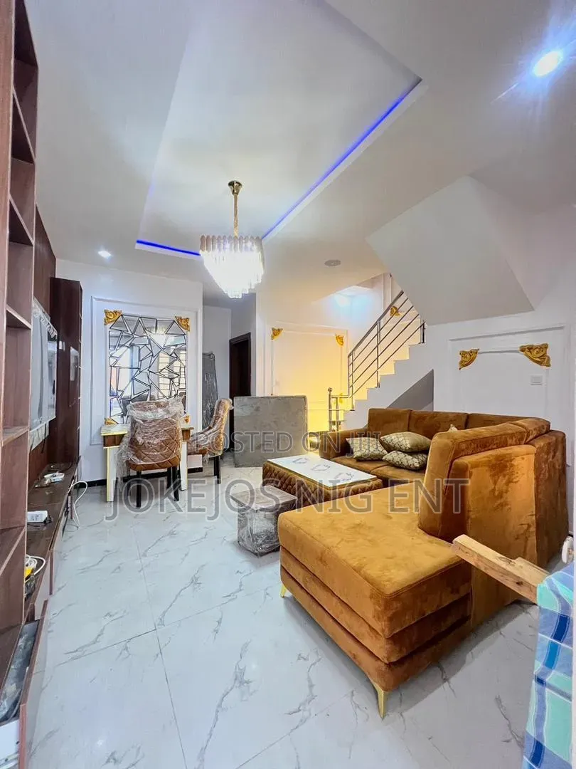 3bdrm Townhouse/Terrace in Abraham Adesanya for sale in Abraham Adesanya Estate