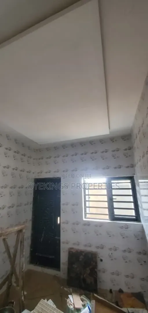 3bdrm Bungalow in Traffic Light, Koula, Oluyole for sale in Oluyole