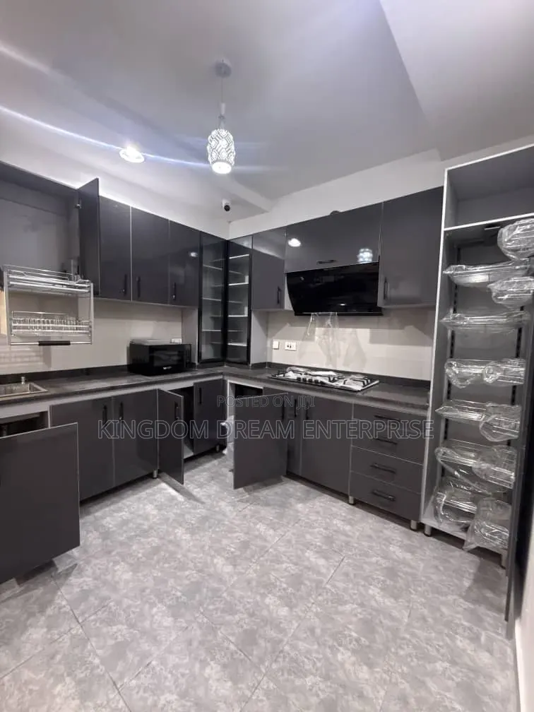 4bdrm Duplex in Wemabod Estate for rent in Adeniyi Jones