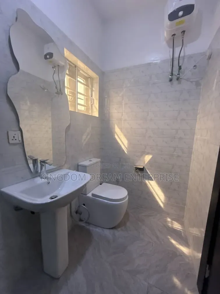 4bdrm Duplex in Wemabod Estate for sale in Adeniyi Jones