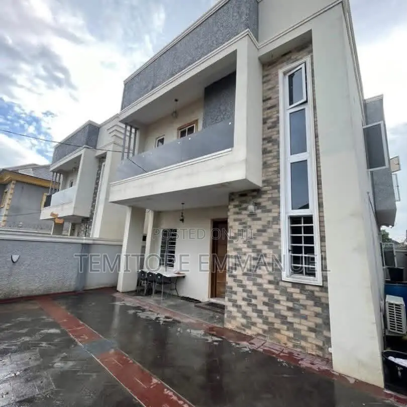 Furnished 4bdrm Duplex in New Oko Oba for sale in New Oko Oba