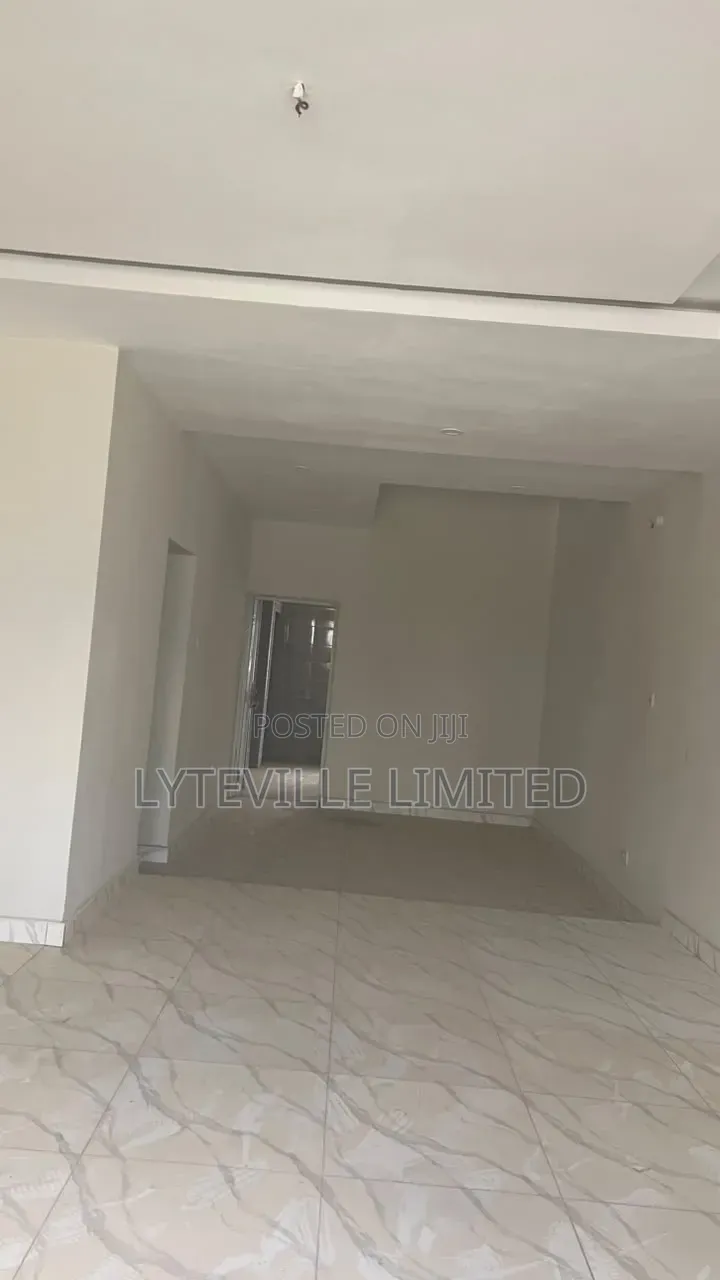 4bdrm Duplex in Durumi for sale in Durumi