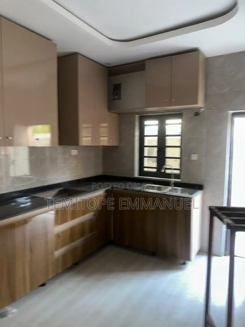 Furnished 4bdrm Duplex in Dopemu for sale in Dopemu