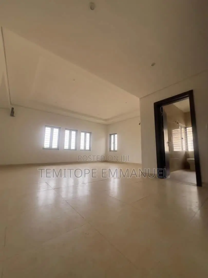 Furnished 5bdrm Duplex in Berger for sale in Berger