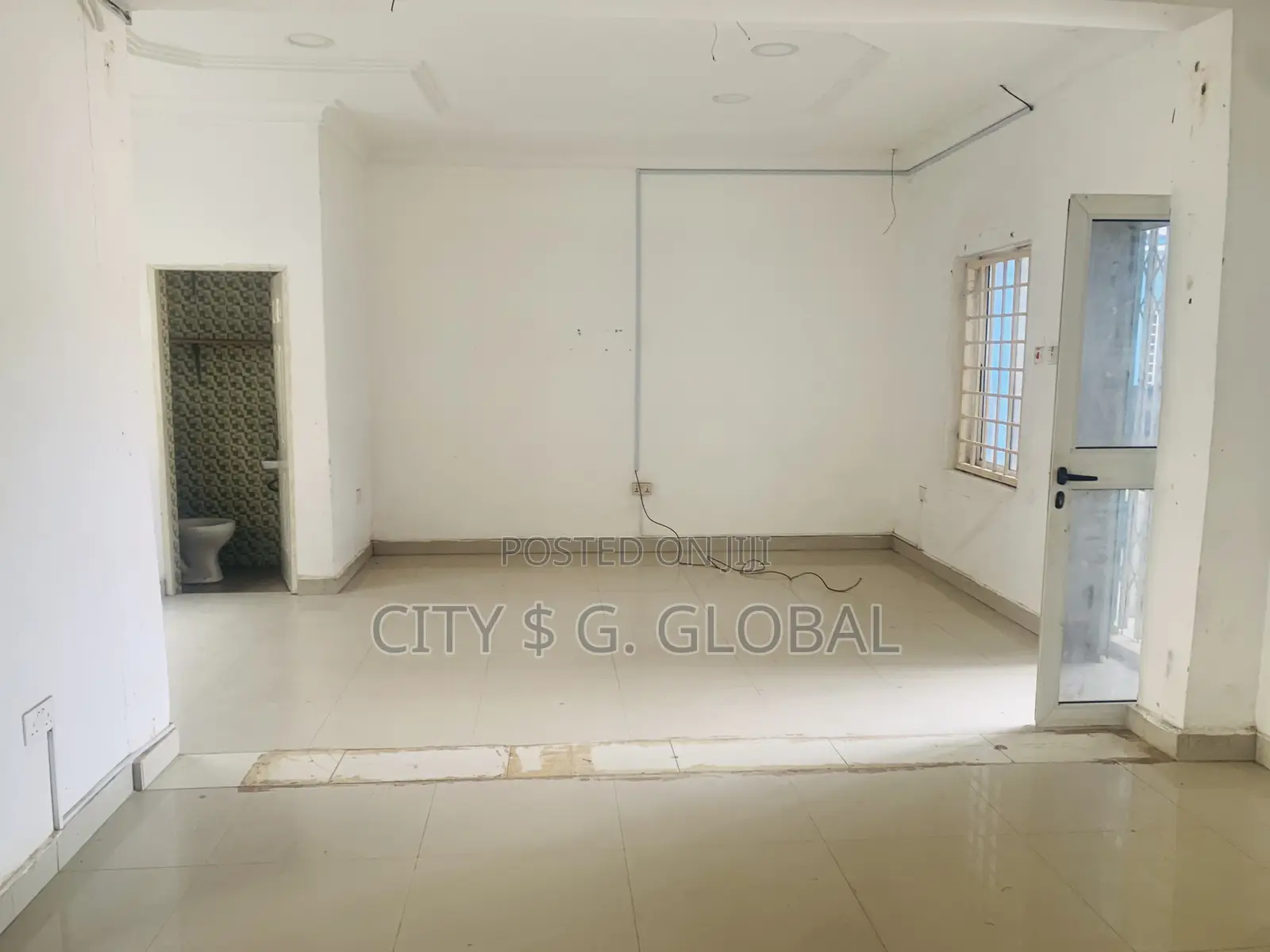 Shop in Gwarinpa for Rent in Dape