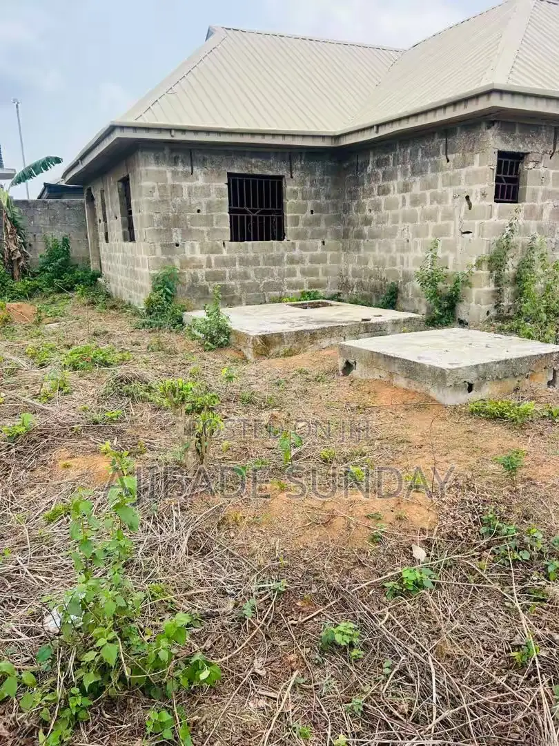 3bdrm House in Ado-Odo/Ota for sale in Ado-Odo/Ota