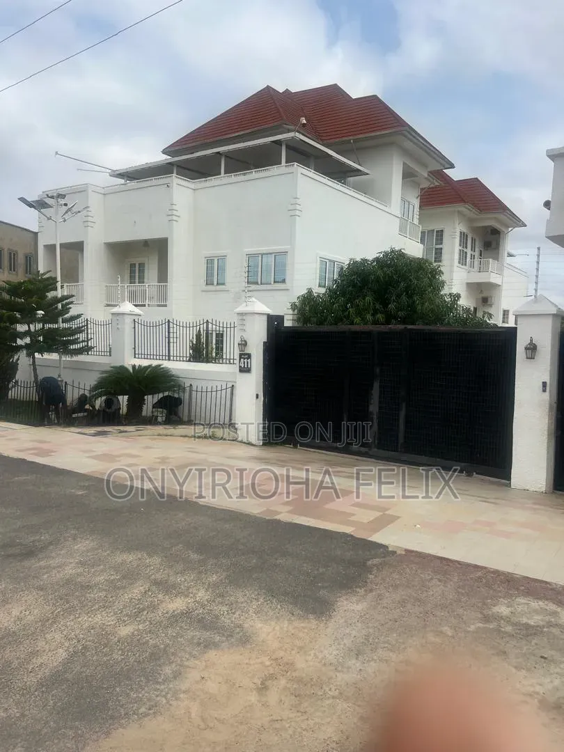 6bdrm Duplex in Kado for rent in Kado
