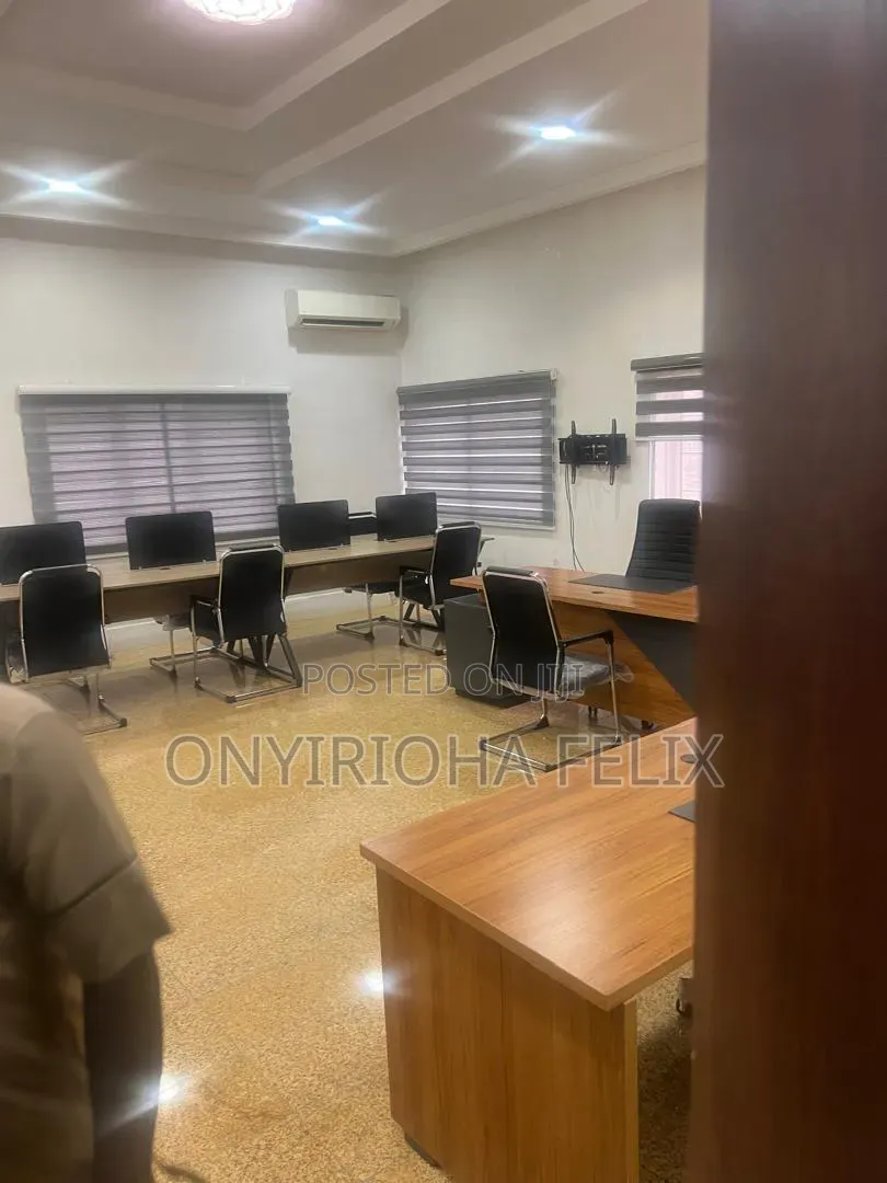 6bdrm Duplex in Kado for rent in Kado