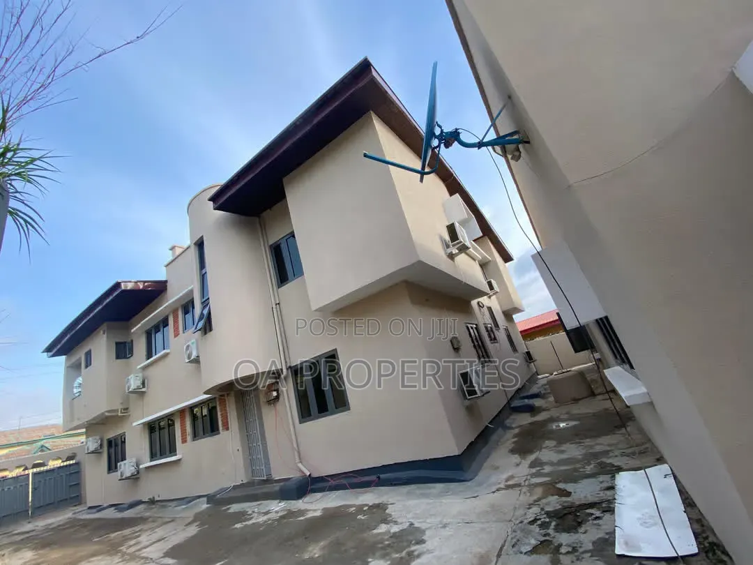 Furnished 11bdrm Mansion in Alafia Estate Orogun for sale in Ibadan