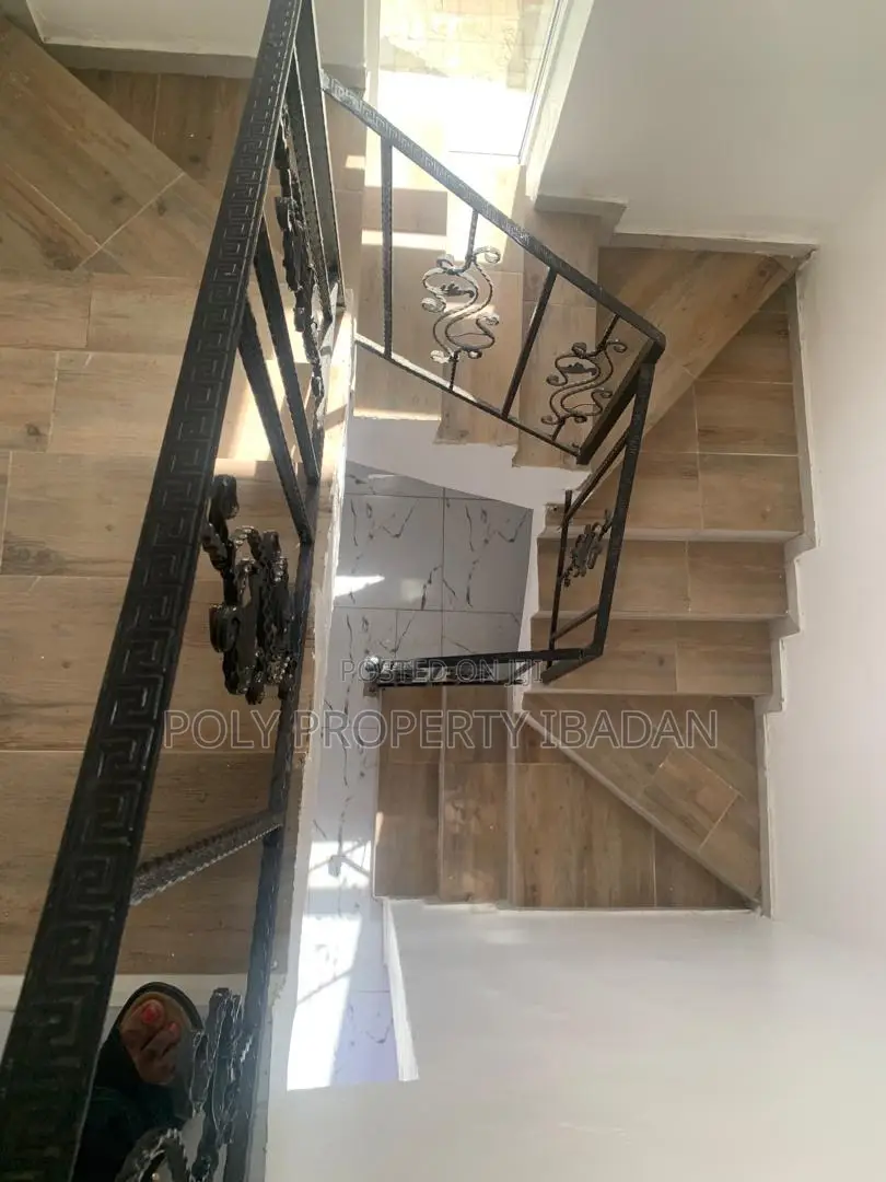 4bdrm Apartment in Carlton Gate Estate, Akobo for rent in Akobo