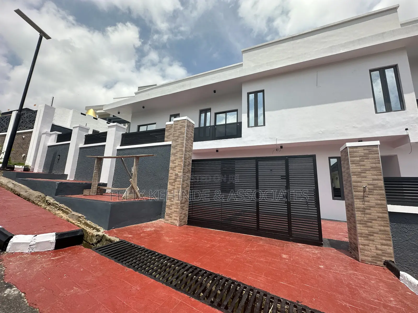 4bdrm Duplex in Aerodrome Estate, Samonda for sale in Samonda