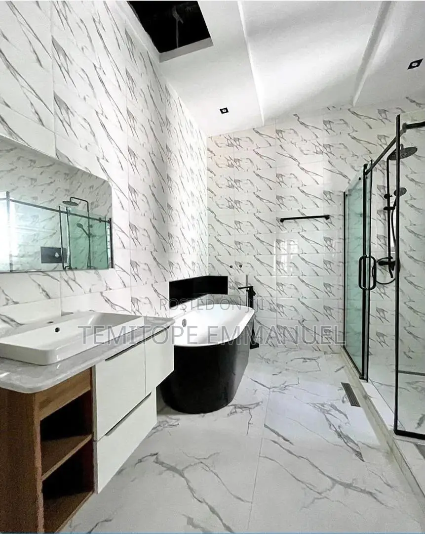 Furnished 5bdrm Duplex in Ikate for sale in Ikate