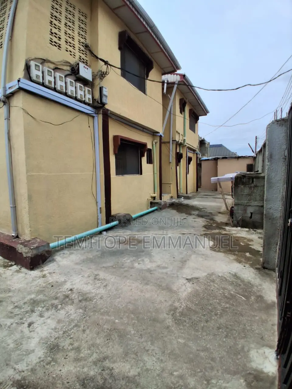 Furnished 18bdrm Block of Flats in Ago Palace for sale in Ago Palace