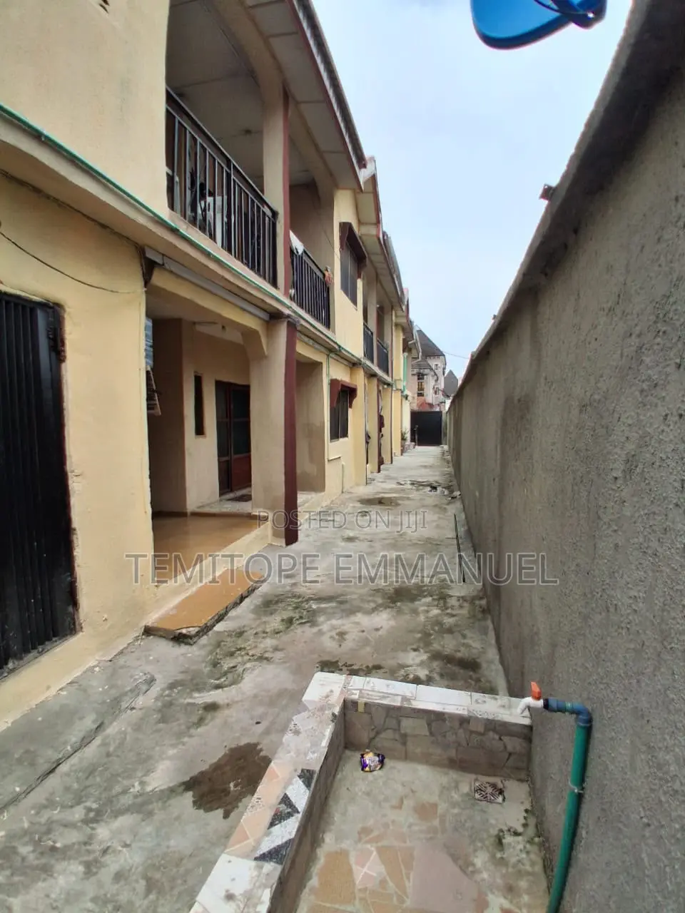 Furnished 18bdrm Block of Flats in Ago Palace for sale in Ago Palace