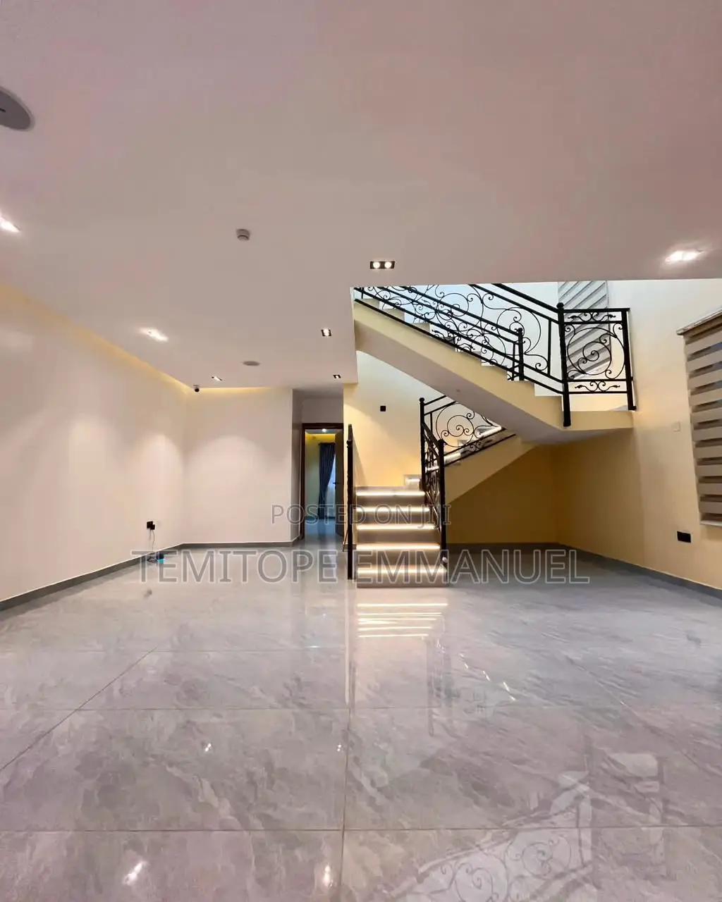 Furnished 4bdrm Duplex in Agege for sale in Agege
