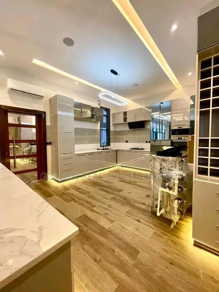 5bdrm Duplex in Abacha Estate for sale in Abacha Estate