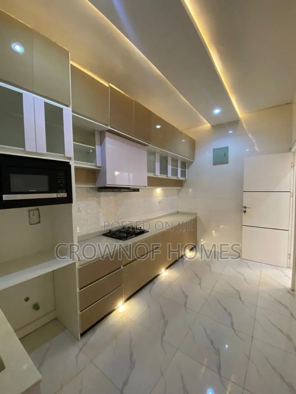 4bdrm Duplex in Sangotedo for sale in Sangotedo
