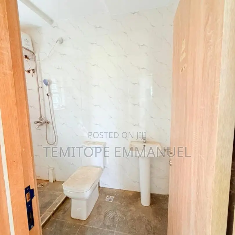 Furnished 2bdrm Apartment in Isheri North for sale in Isheri North