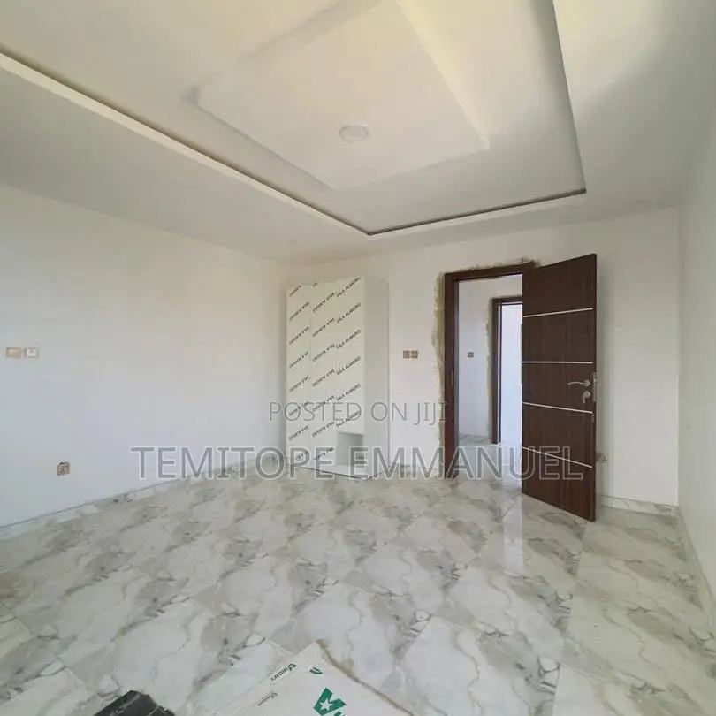 Furnished 4bdrm Duplex in Gbagada for sale in Gbagada