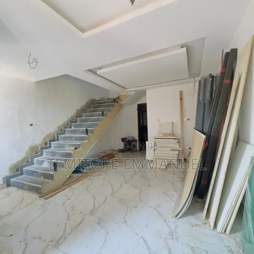 Furnished 4bdrm Duplex in Gbagada for sale in Gbagada