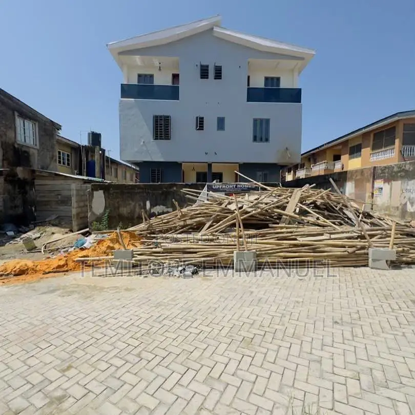 Furnished 4bdrm Duplex in Gbagada for sale in Gbagada