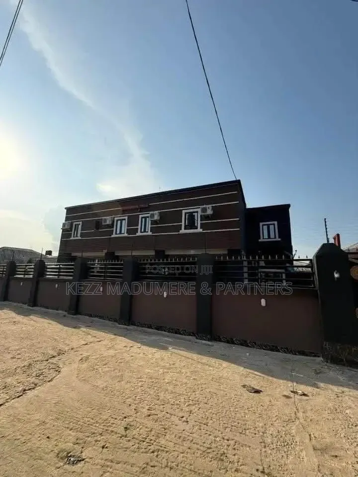For Sale : Newly Built Hotel in Port Harcourt in Rumuahalu