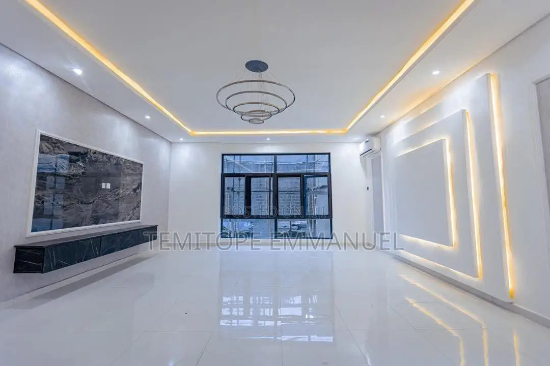 Furnished 4bdrm Maisonette in Ikoyi for sale in Ikoyi