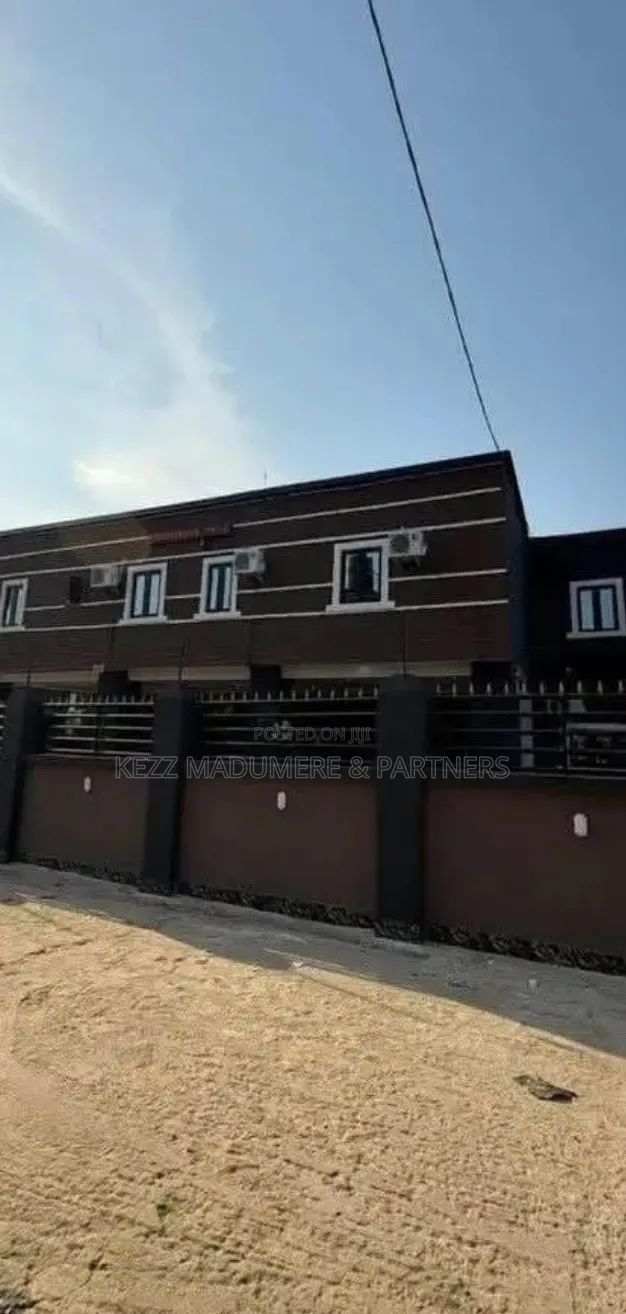 For Sale : Newly Built Hotel in Port Harcourt in Rumuahalu