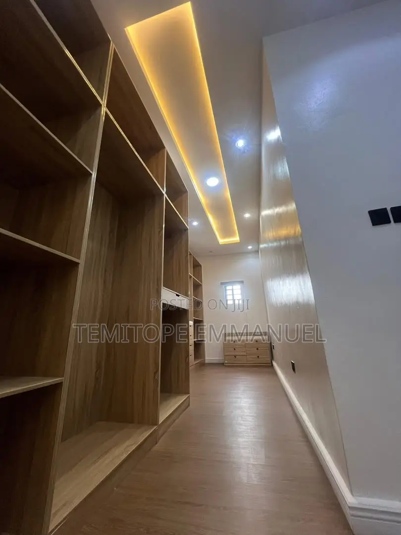 Furnished 6bdrm Duplex in Egbeda for sale in Egbeda
