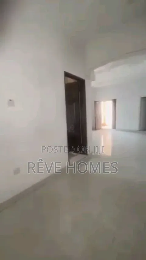 2bdrm Block of Flats in Alagomeji for rent in Alagomeji