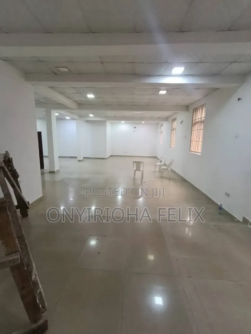 150sqs Shop/Office in Wuse 2