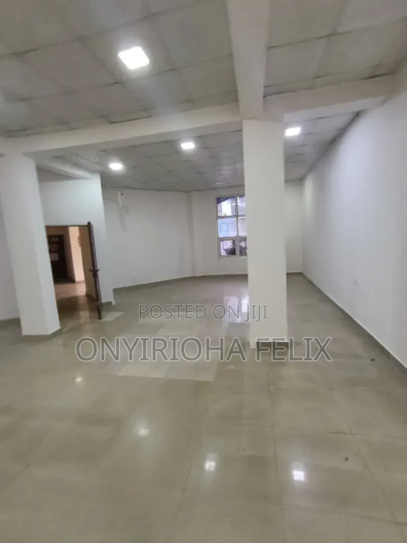 150sqs Shop/Office in Wuse 2