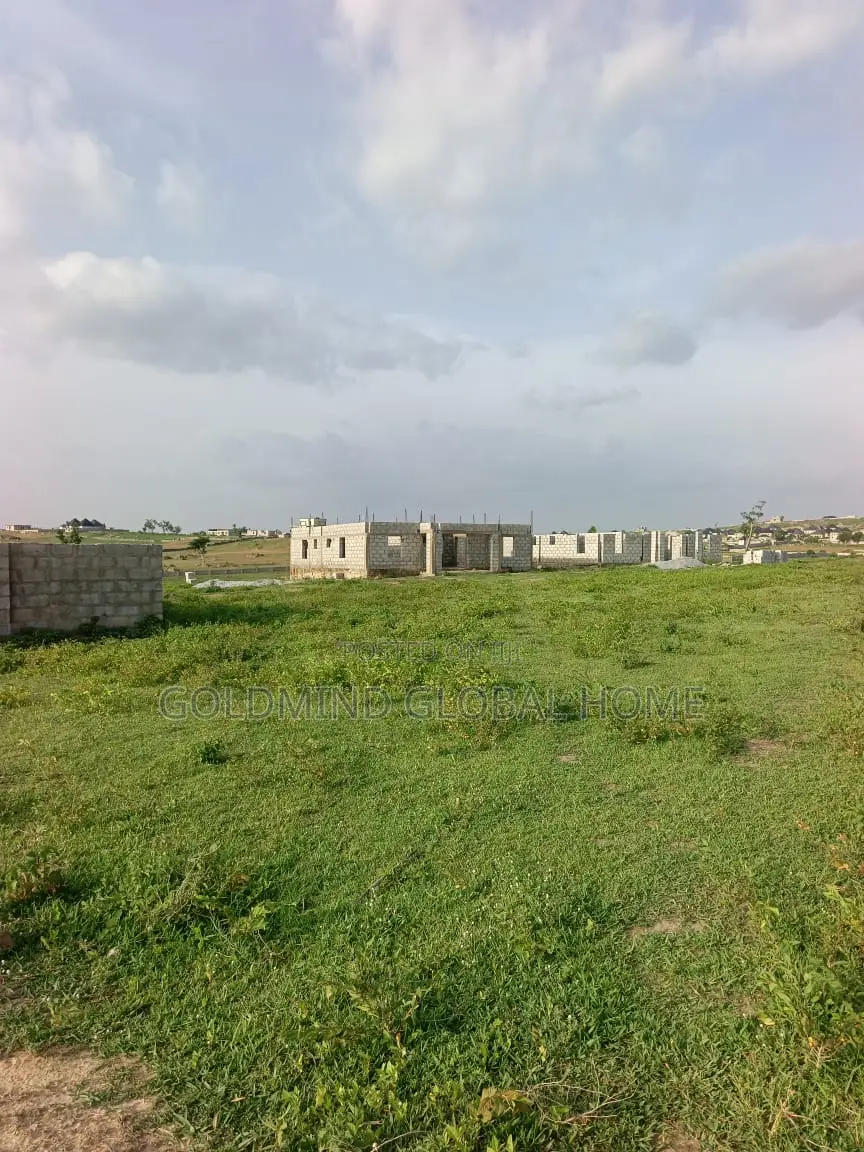 700sqm Estate Land for Sale in Lugbe, Seman Estate, Airport Road in Sabon Lugbe