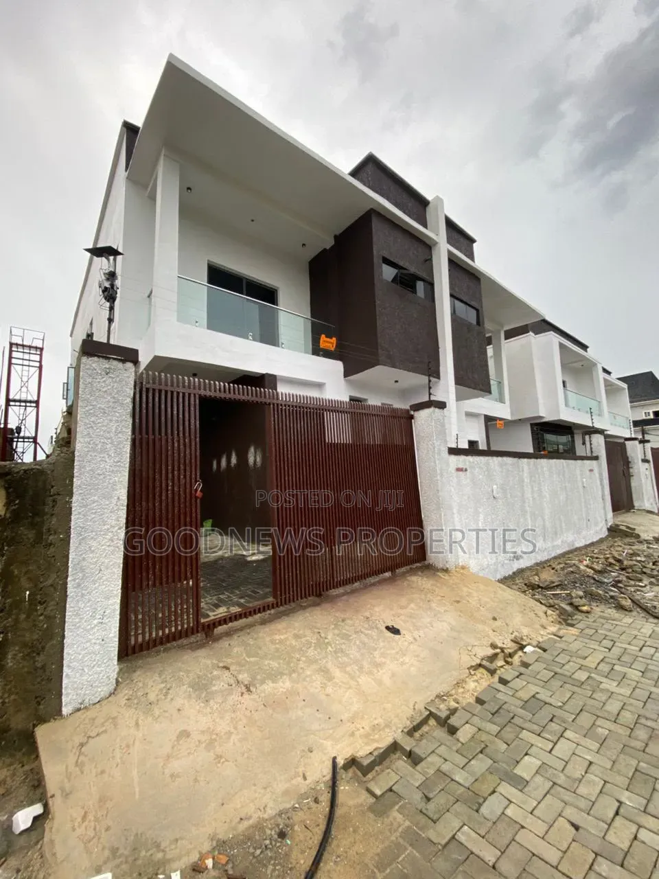 4bdrm Duplex in Sangotedo for sale in Sangotedo