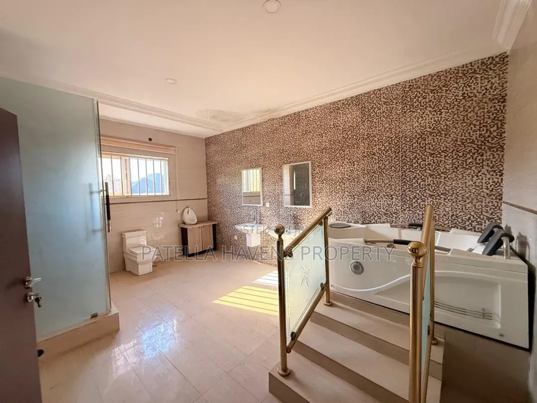 Hotel for Sale in Durumi